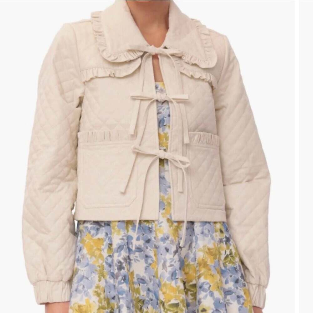 Avec Les Filles Ruffle Collar Quilted Tie-Front Jacket, Size XS